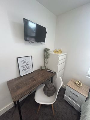 Photo 32- click for photo gallery